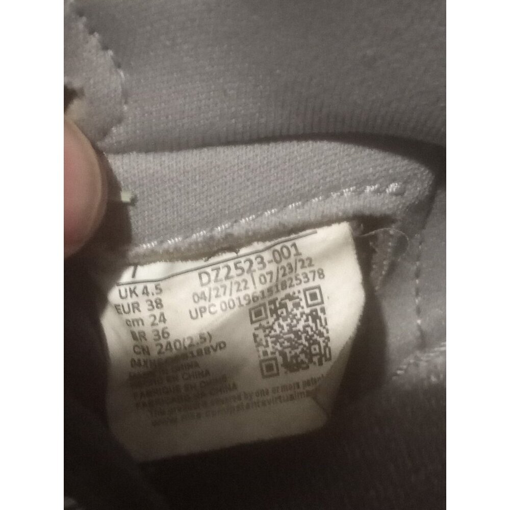 Nike Jordan 1 Retro High OG Twist 2.0 Med Black Grey Wmns 9/Men 7 DZ2523-001 - Picture 2 of 13